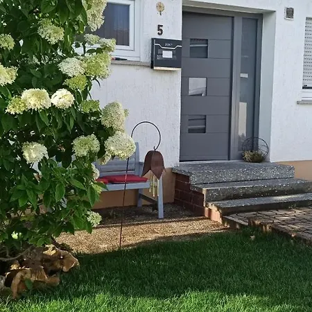 Alb-biosphaere-ferienwohnung 公寓 *