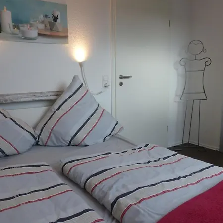 Alb-biosphaere-ferienwohnung アパート Ingstetten